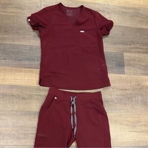 Figs Burgundy Jogger Set